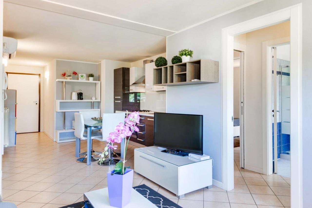 Casa Bonotto Διαμέρισμα Ντεζεντσάνο ντελ Γκάρντα Εξωτερικό φωτογραφία