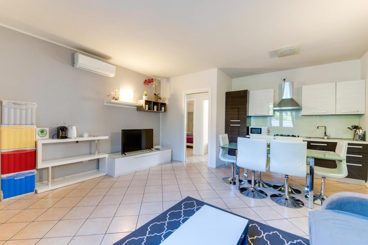 Casa Bonotto Διαμέρισμα Ντεζεντσάνο ντελ Γκάρντα Εξωτερικό φωτογραφία
