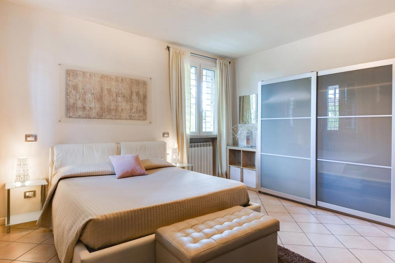 Casa Bonotto Διαμέρισμα Ντεζεντσάνο ντελ Γκάρντα Εξωτερικό φωτογραφία